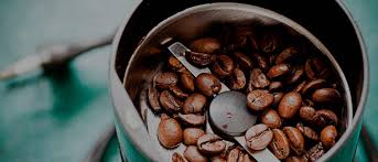 The Blade Coffee Grinder Guide - Use Your Blade Grinder With Confidence